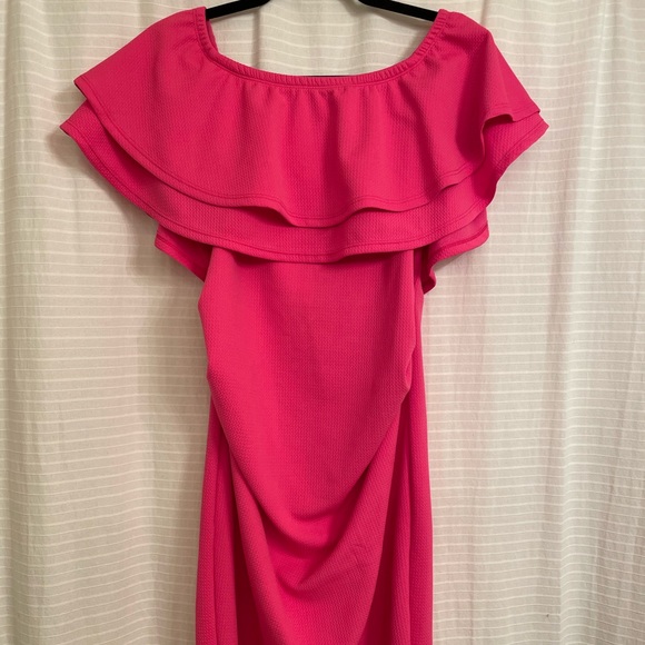 Fuchsia Off Shoulder Fitted Maternity Dress - Picture 5 of 9